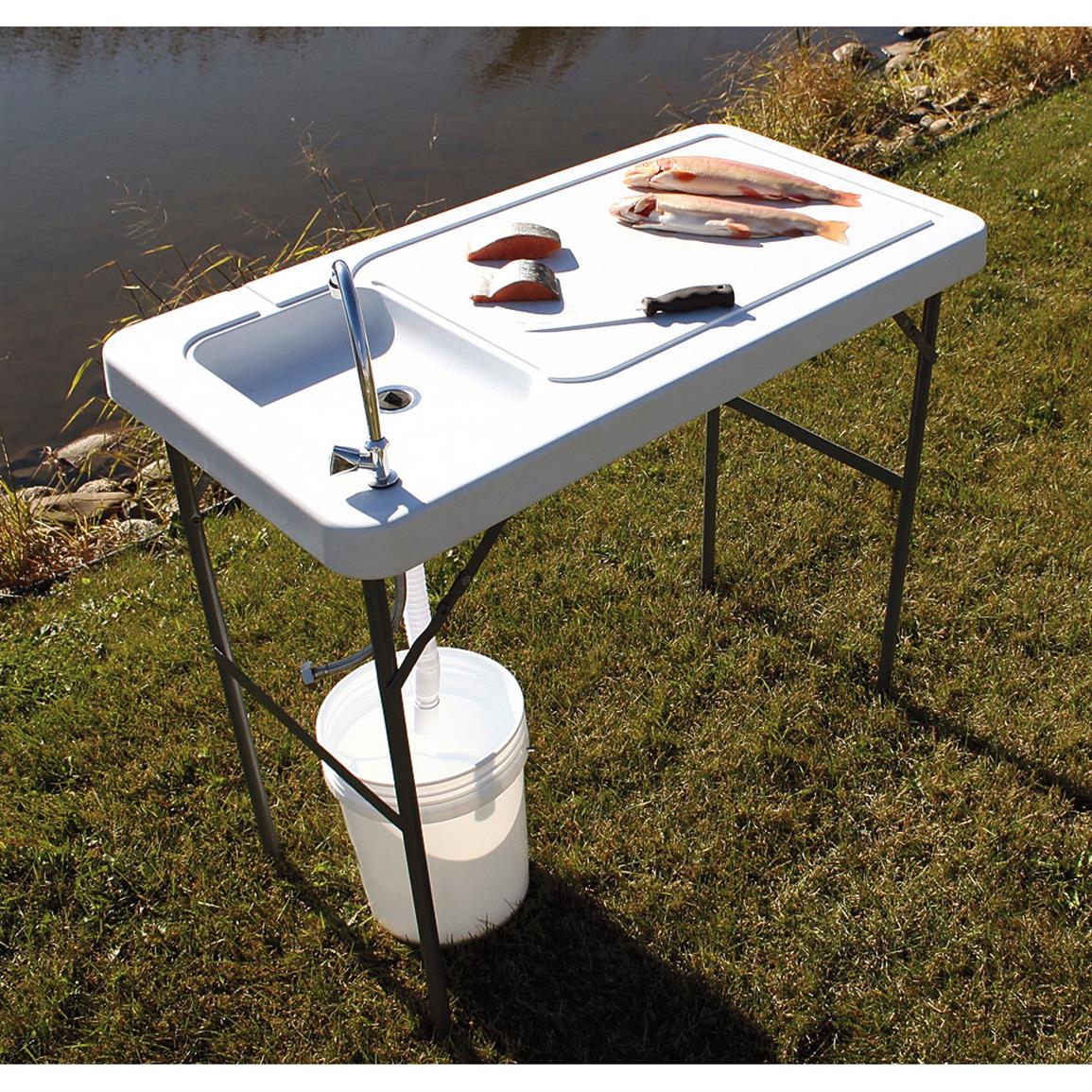 Guide Gear Folding Fish / Game Cleaning Table with Sink