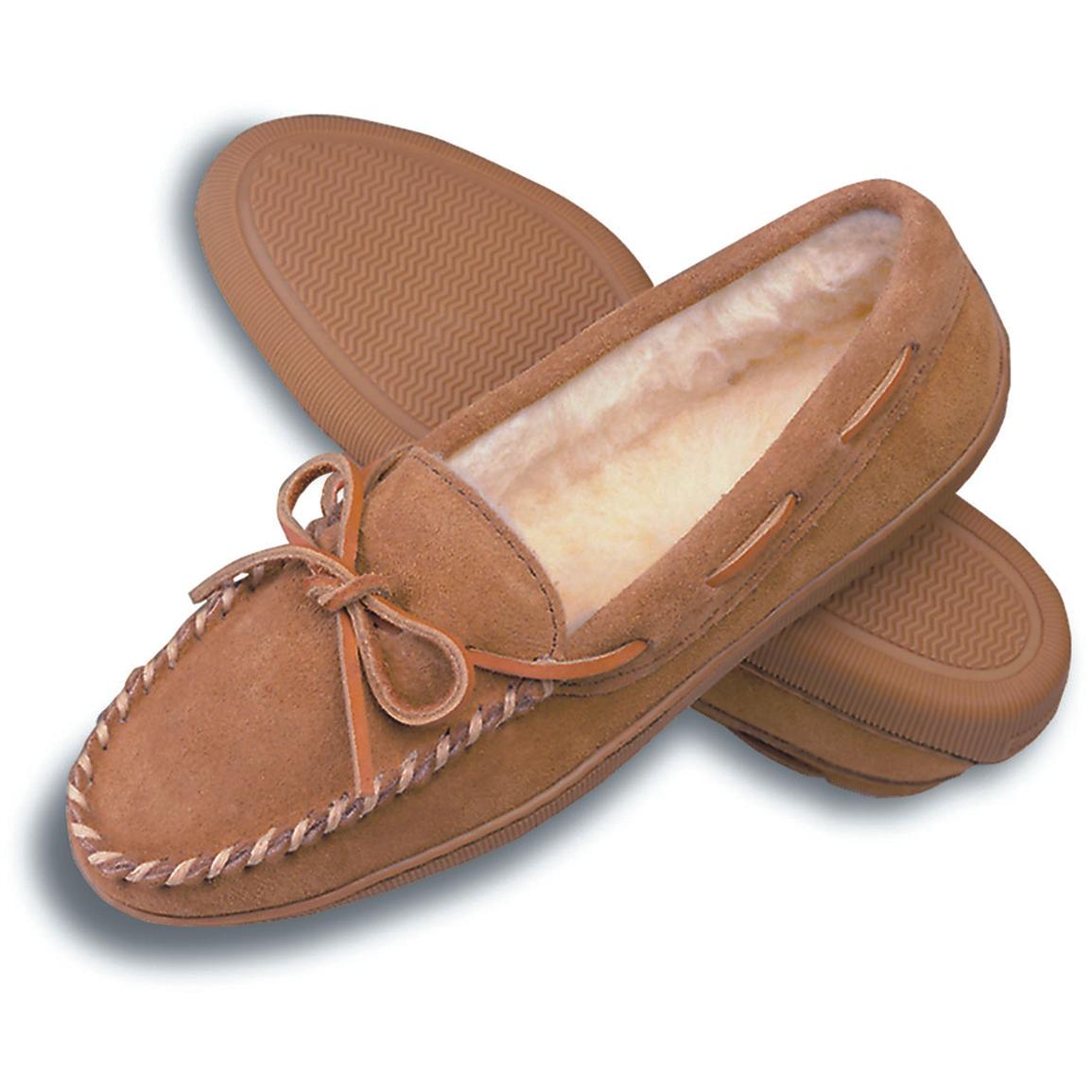 Women&amp;#39;s Minnetonka Moccasins Pile Lined Hardsole Indoor / Outdoor ...