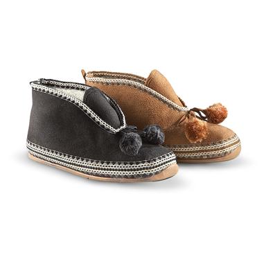 slipperooz by deer stags