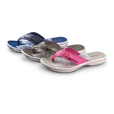 clarks breeze flip flops