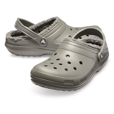 realtree fuzzy crocs