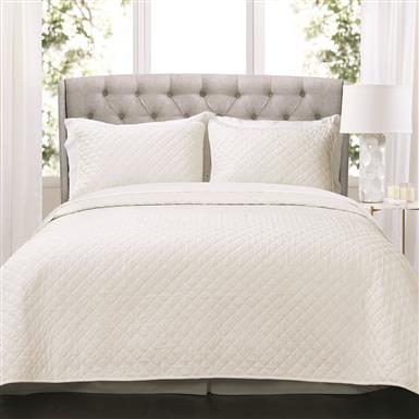 Lush Décor Ava Diamond Oversized Cotton Quilt Set, 3 Piece