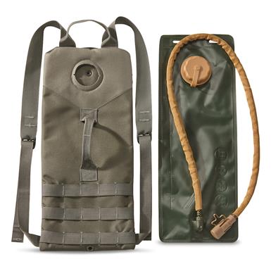 U.S. Military Surplus MOLLE II 3L Hydration Carrier with New Bladder, Used