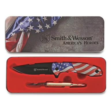 Smith & Wesson America's Heroes Fixed Blade Knife and .30-06 Bullet Folding Knife with Gift Tin