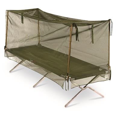 U.S. Military Surplus Skeeta Net with Carry Bag, New