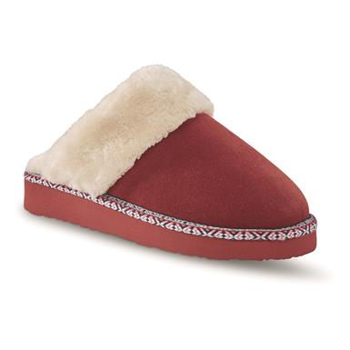 Minnetonka Women's Cerise Slippers