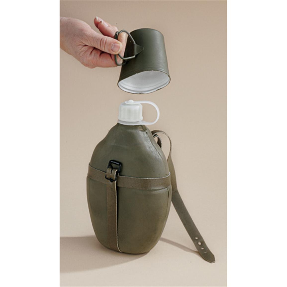 10 New E. German Insulated Canteens, O.D. 101068, Canteens