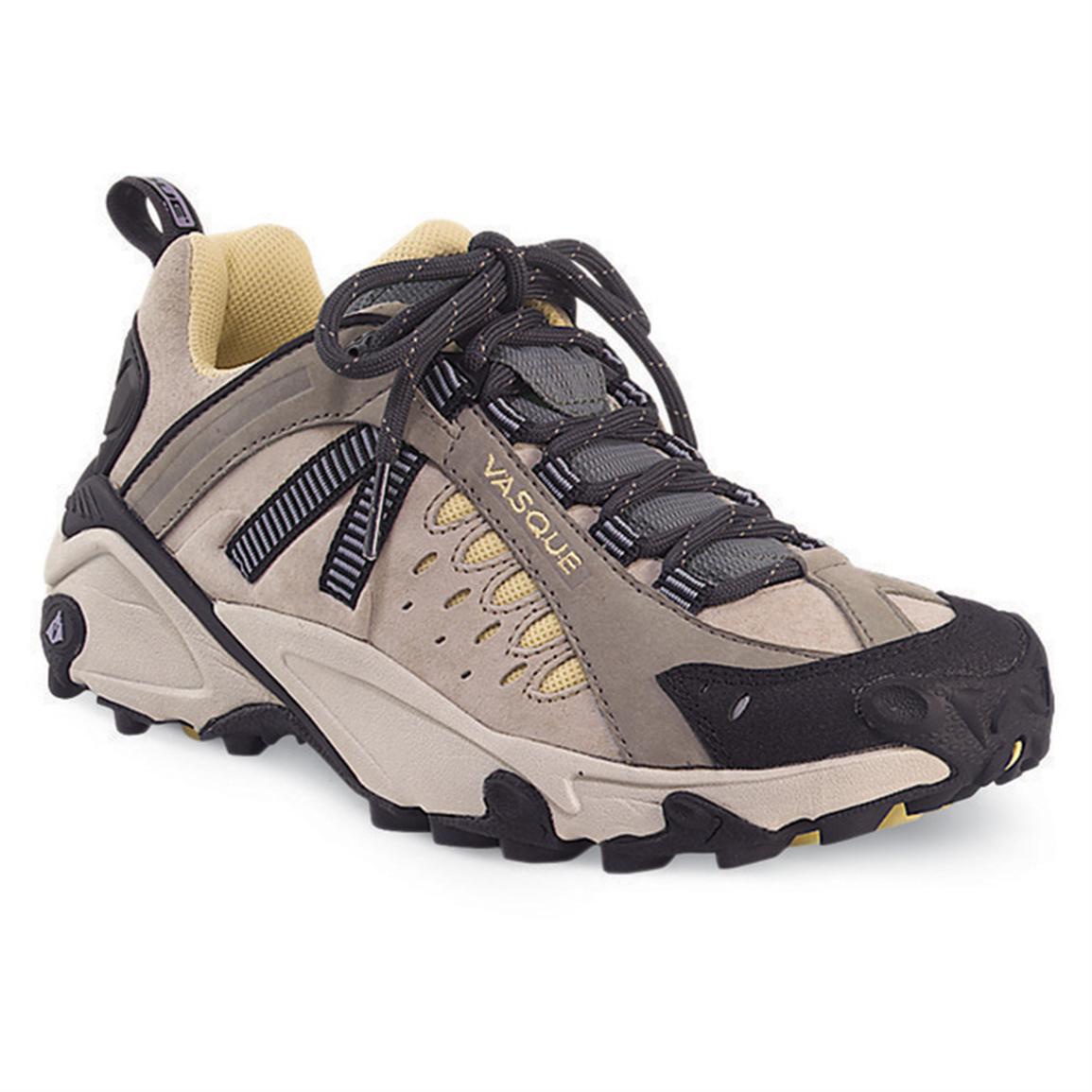 vasque women's athletic shoes