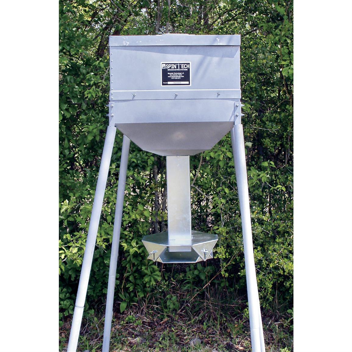 Spintech 400 Lbs Gravity Feeder 120707 Feeders At Sportsman S