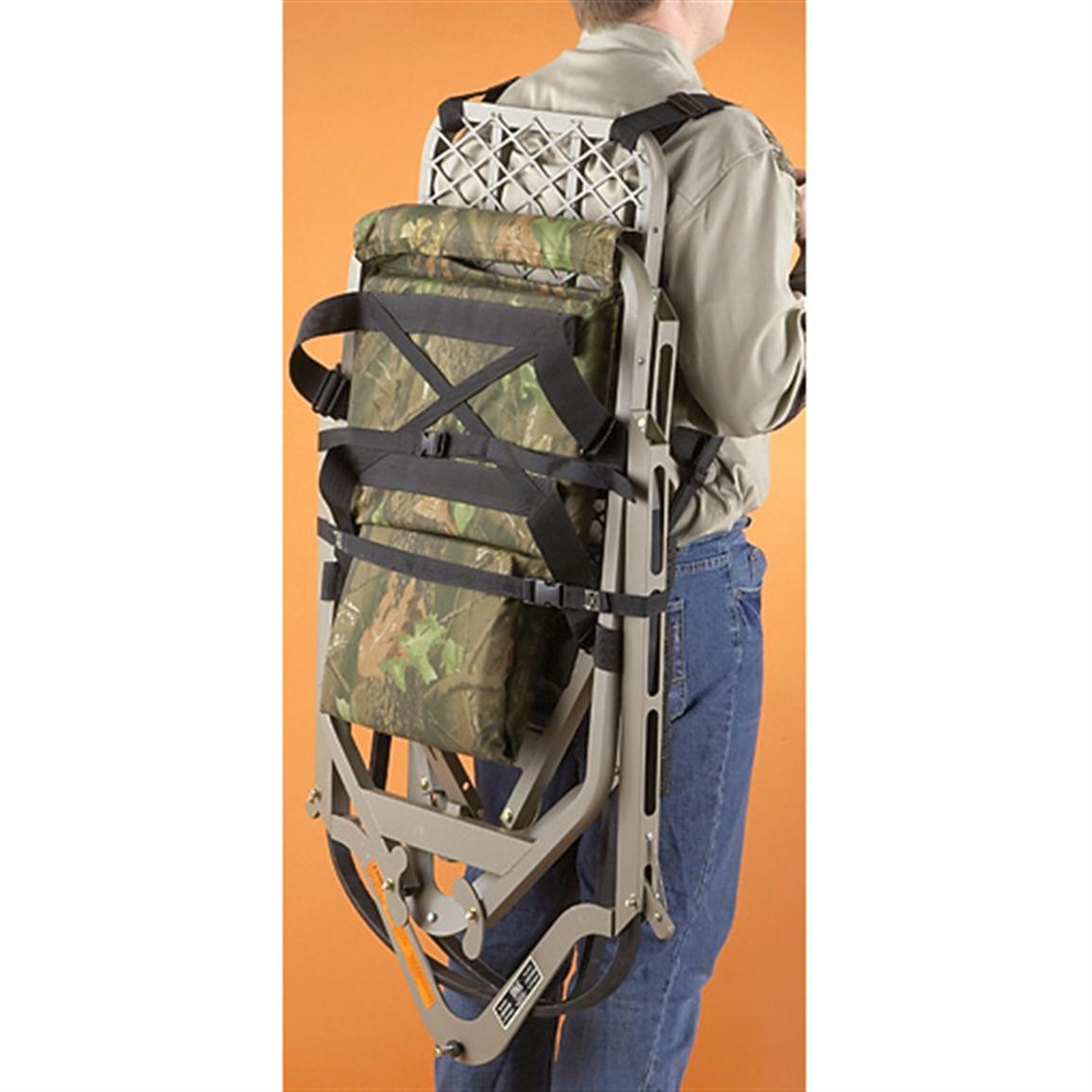 North Starr™ "Tree Cat" Archer™ Climber Tree Stand 144075, Climbing