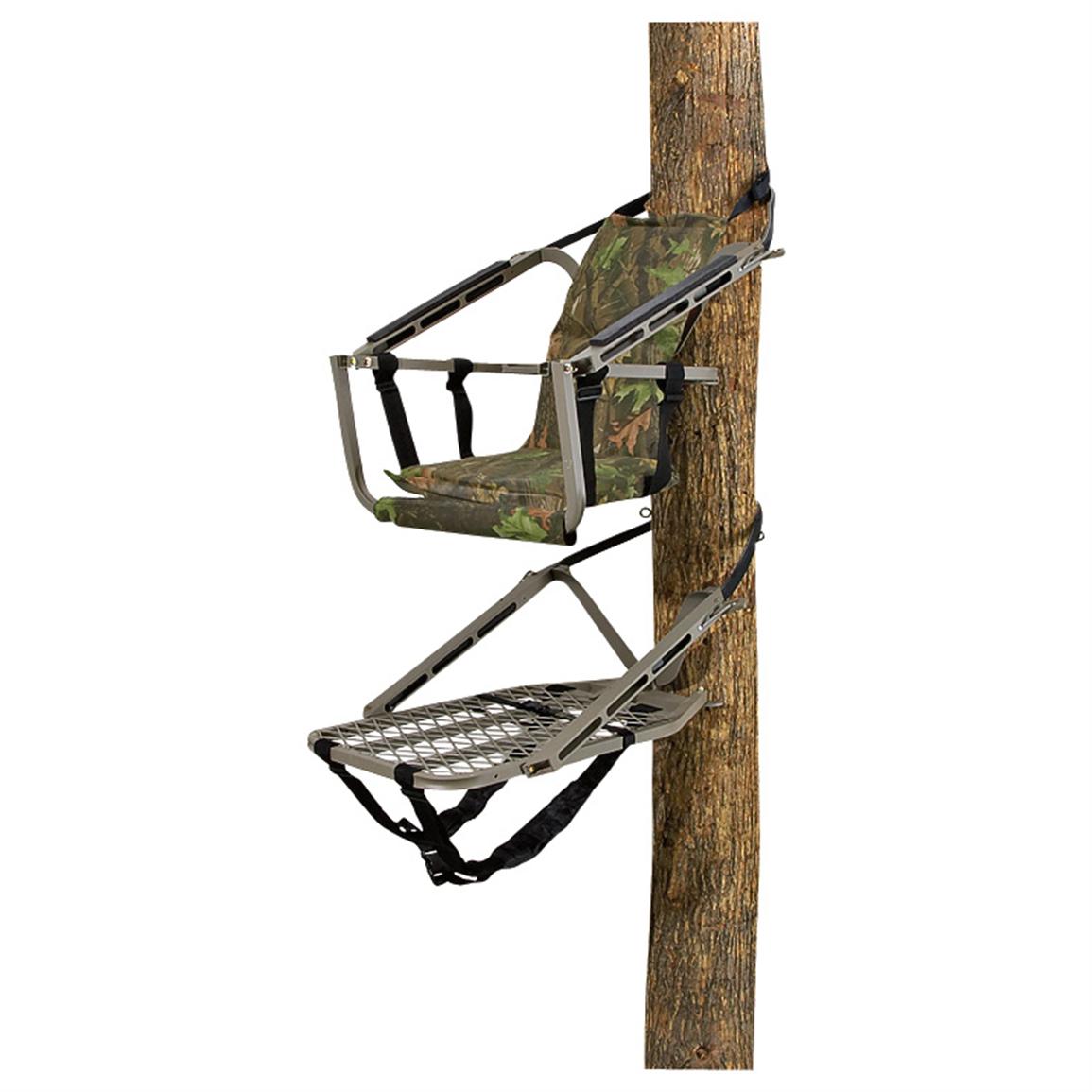 North Starr™ "Tree Cat" Archer™ Climber Tree Stand 144075, Climbing