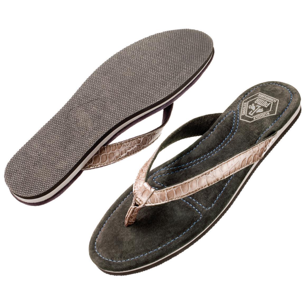 puma flip flops for womens