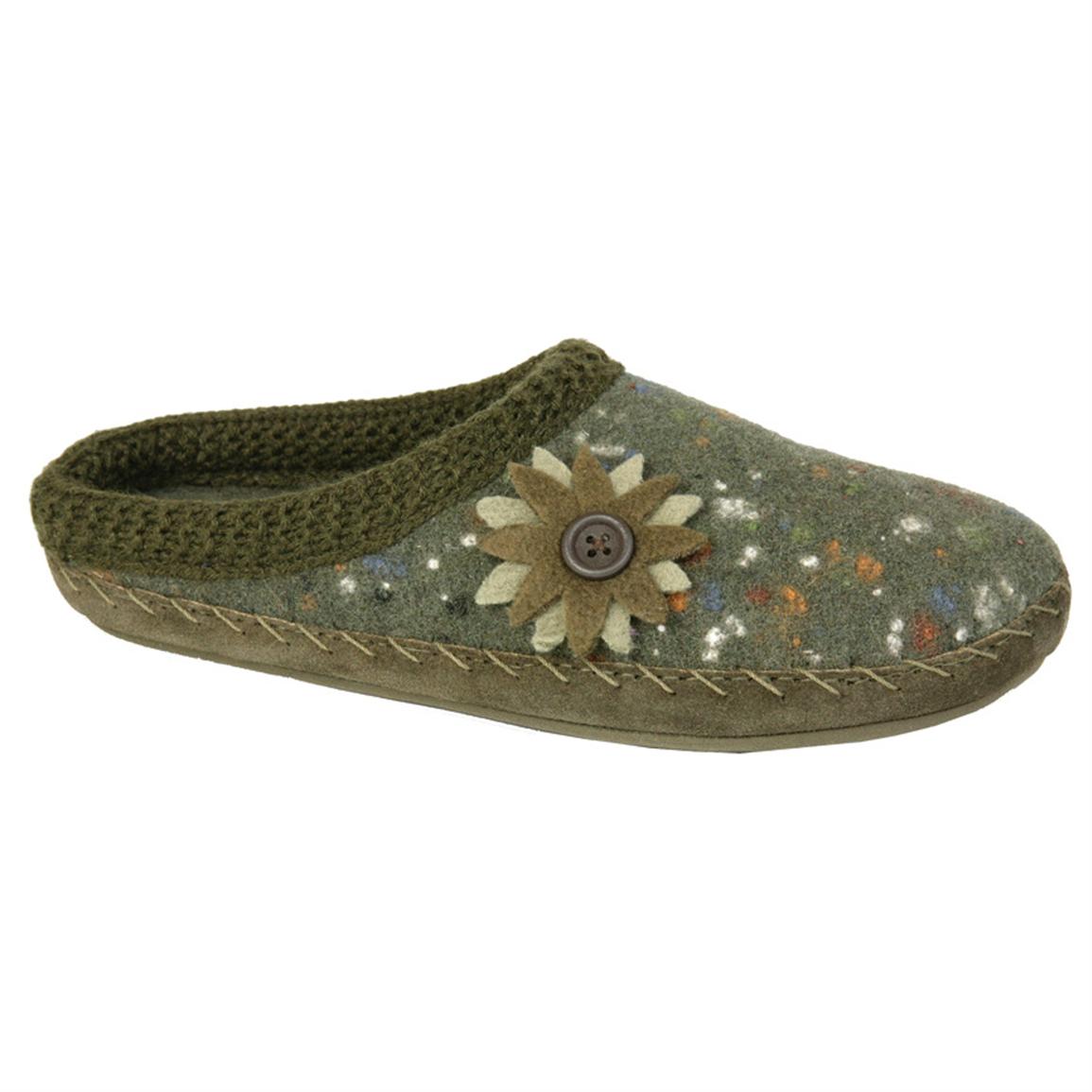 olive green minnetonka moccasins