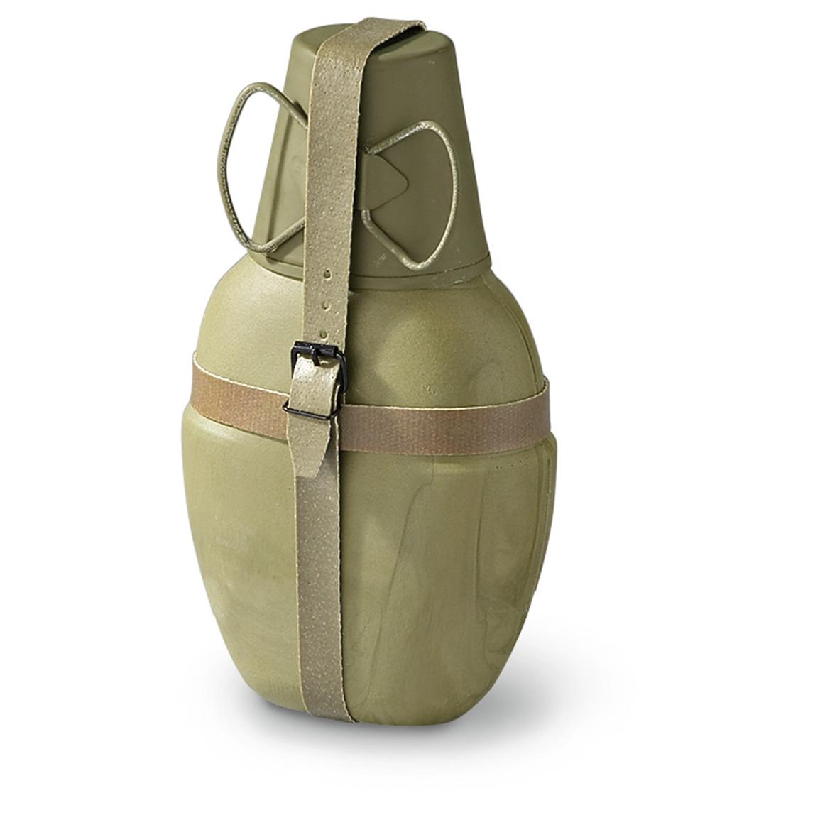 20 New East German Military Canteens, Olive Drab 163254, Canteens