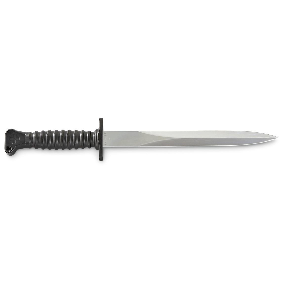 swiss army dagger