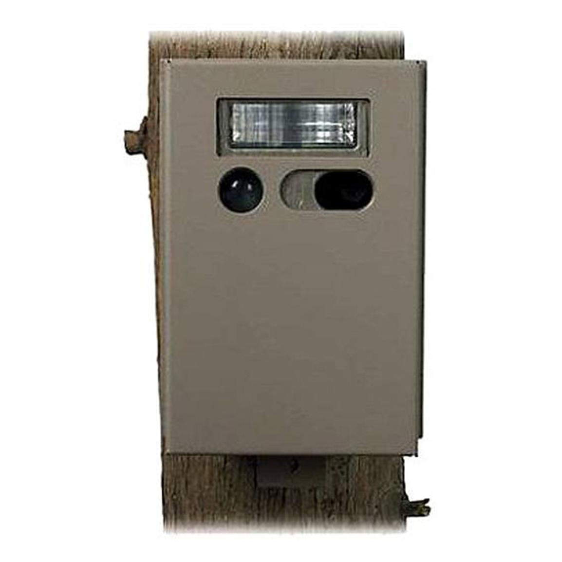 cuddeback capture trail camera