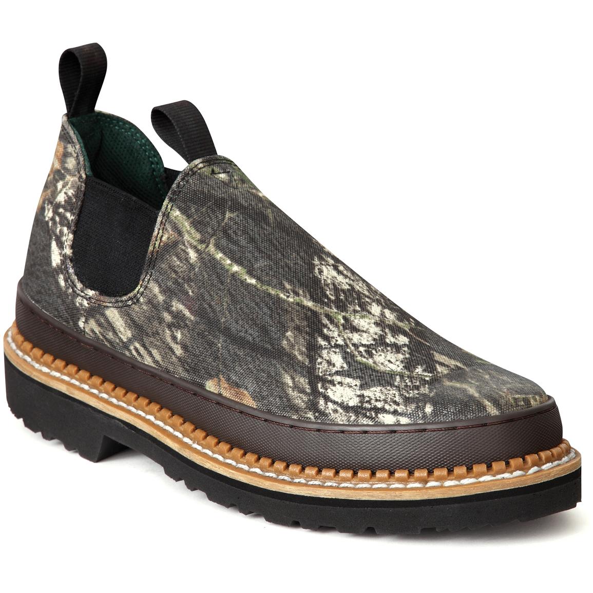 mens camo footwear