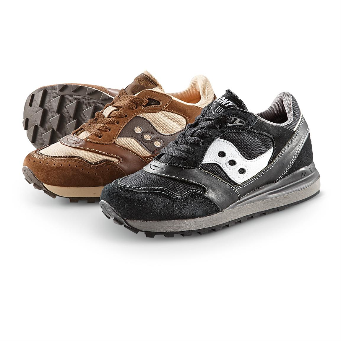 saucony leather shoes online