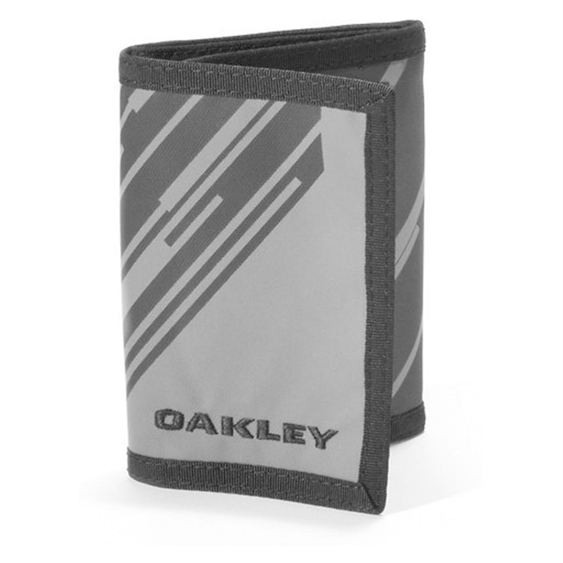 oakley trifold wallet