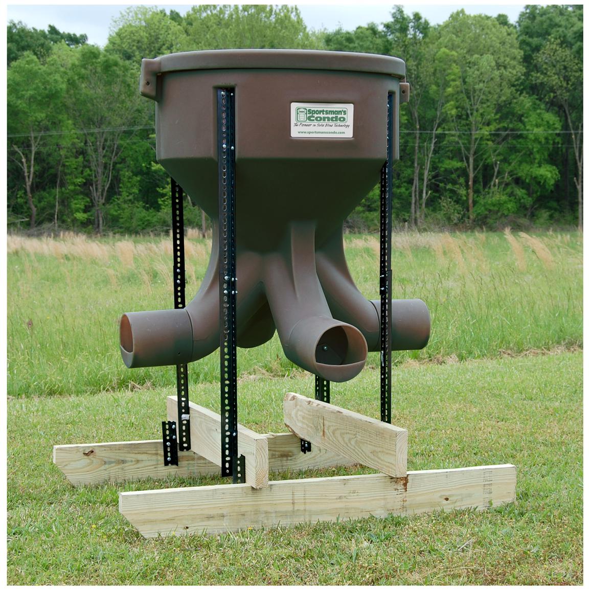 Southern Outdoor Technologies MAX-250 Deer Feeder - 420900, Feeders at