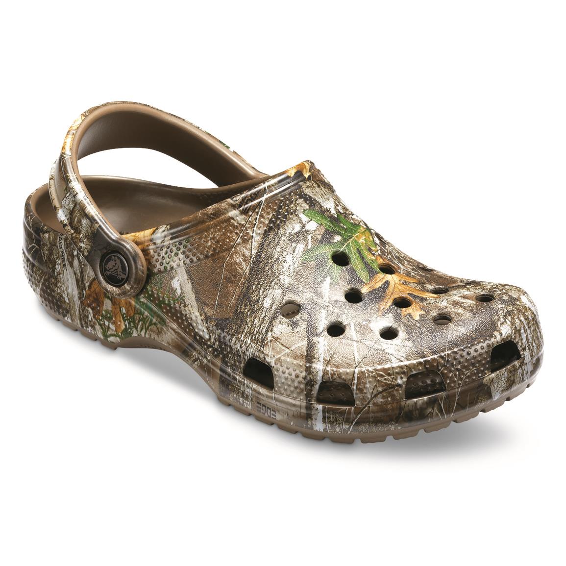 camouflage clogs