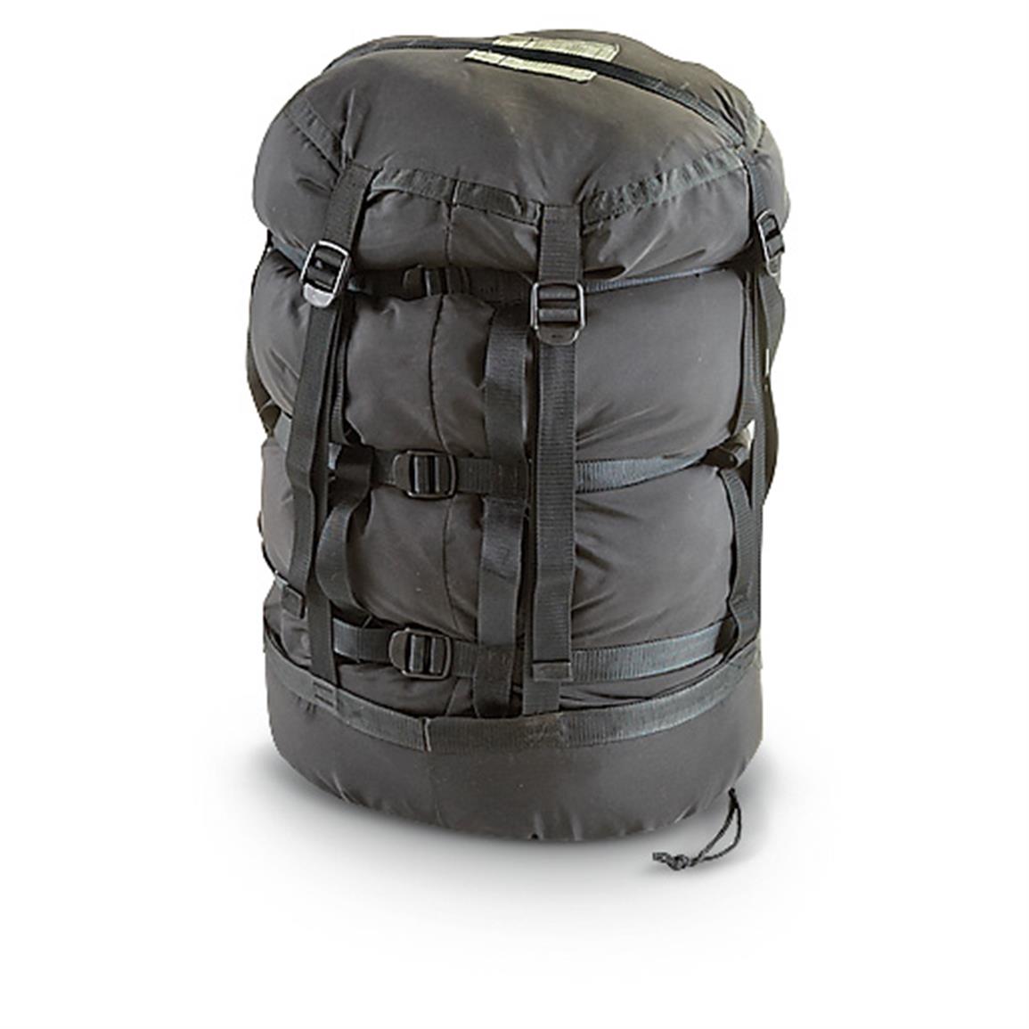 Used U.S. Military Surplus 3layer ECWS Sleeping Bag System 594541