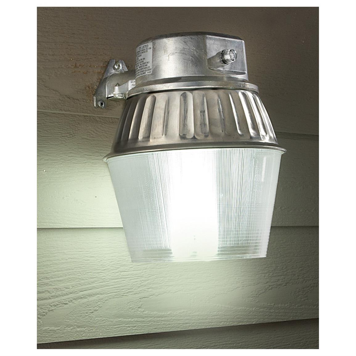 Pacific® 65watt Fluorescent Security Light 621881, Home Security