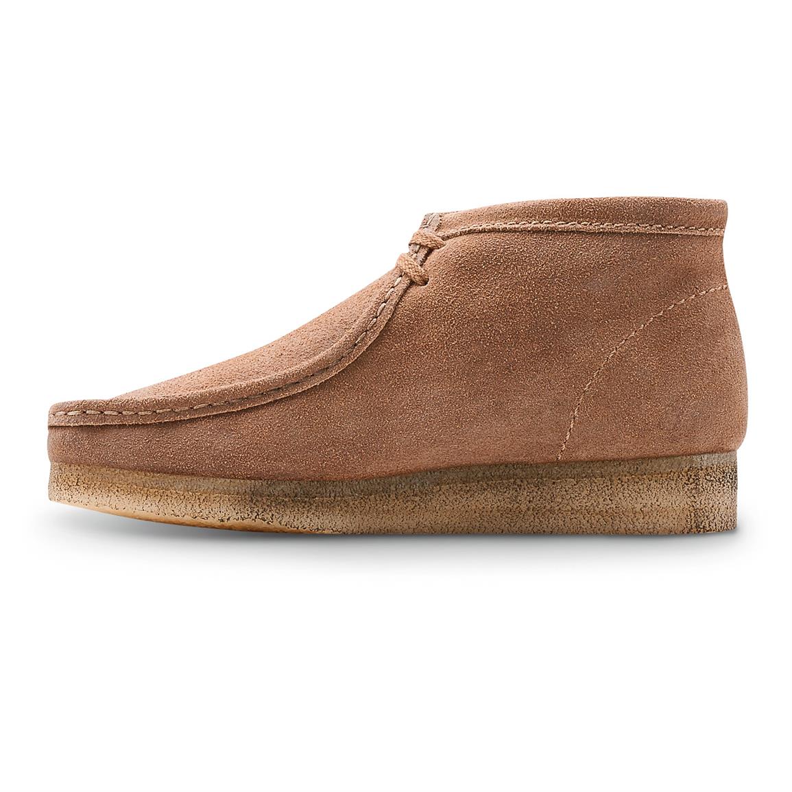 clarks classic wallabee boot