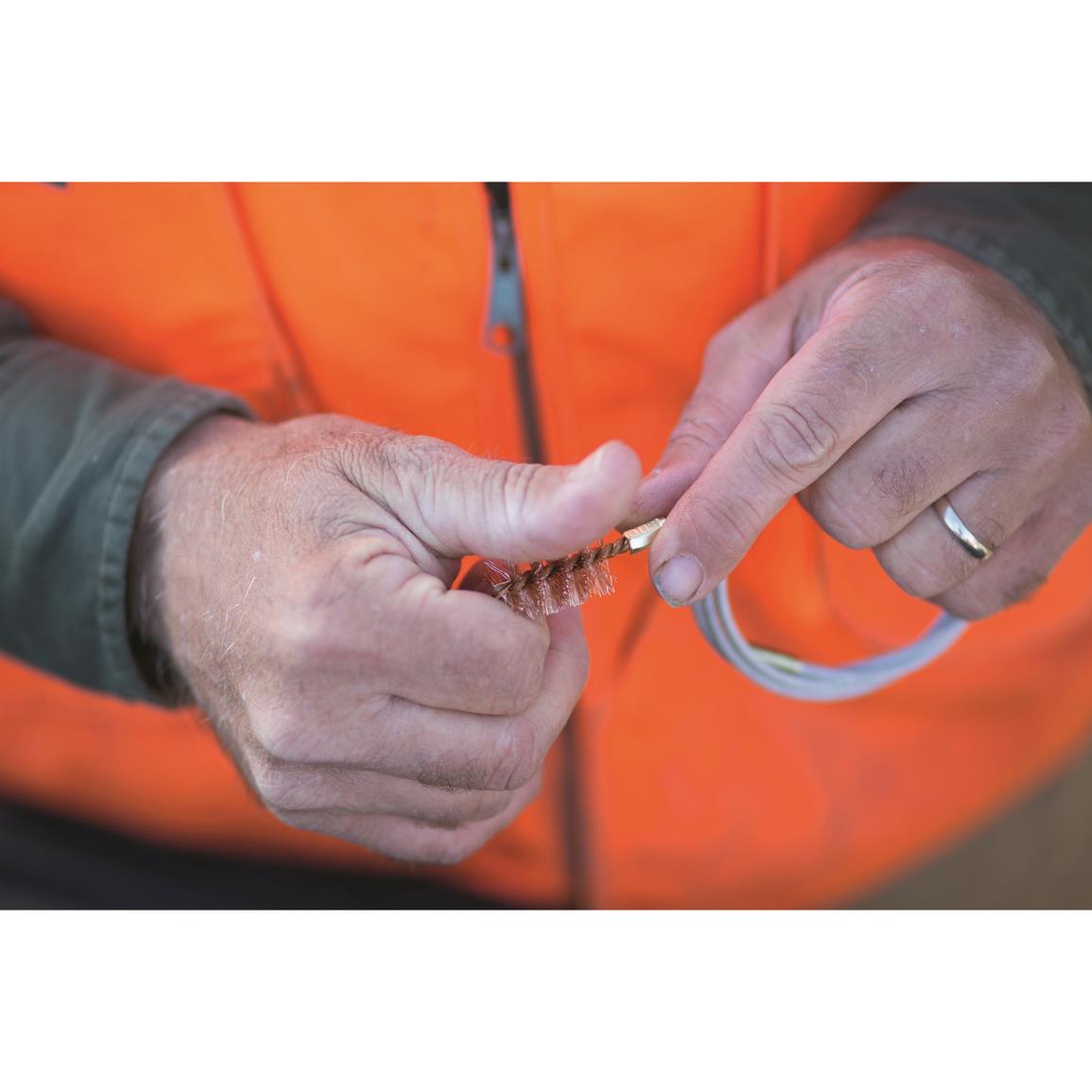 Smith & Wesson® Gun Oil and Bore Cleaning Kit 108371, Shooting