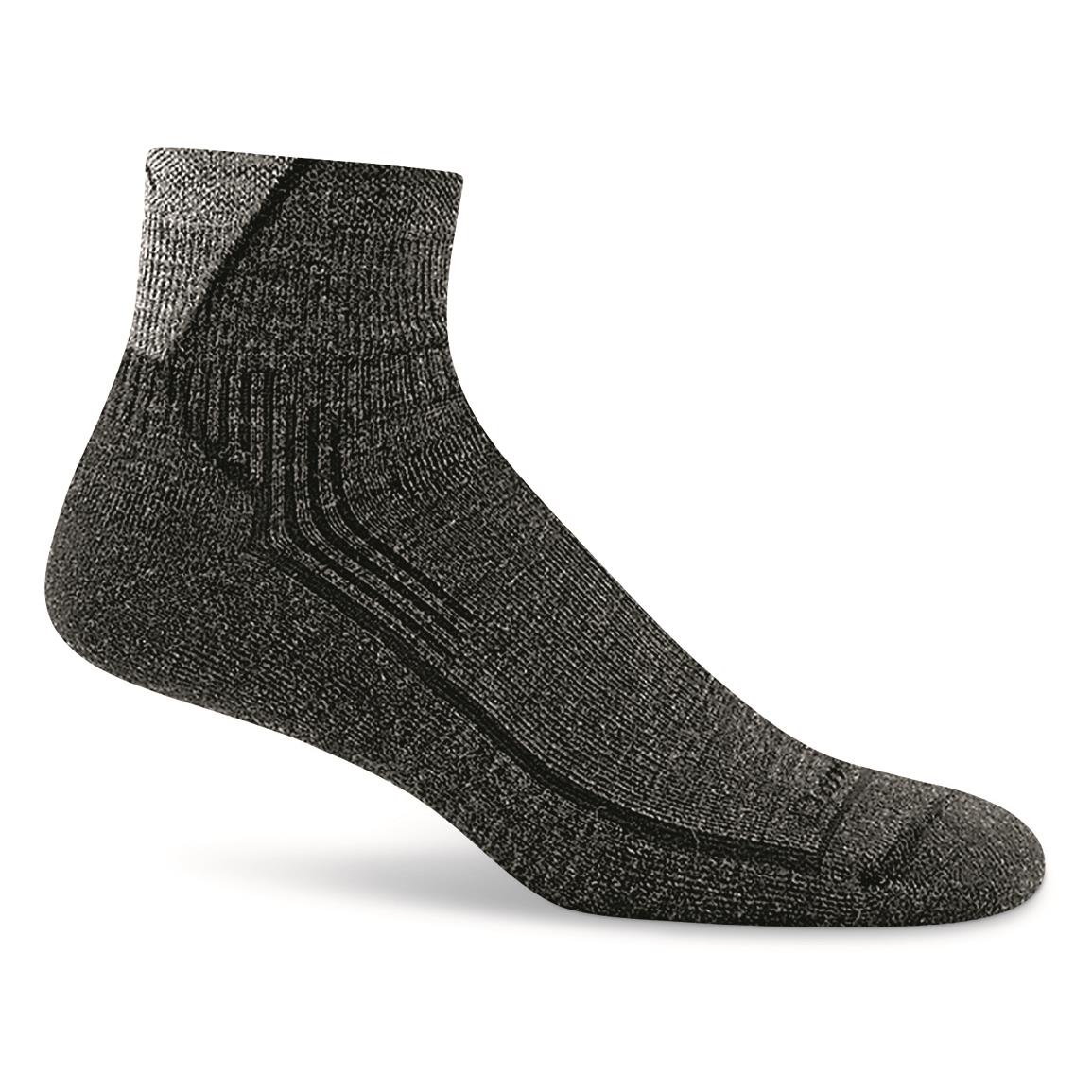 Darn Tough Men's Hiker Quarter Cushion Socks, Hiker Black