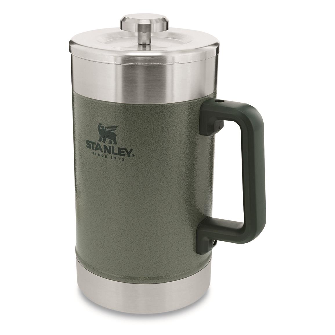  YETI Rambler Half Gallon Jug, Vacuum Insulated, Stainless Steel  with MagCap, Camp Green : Home & Kitchen