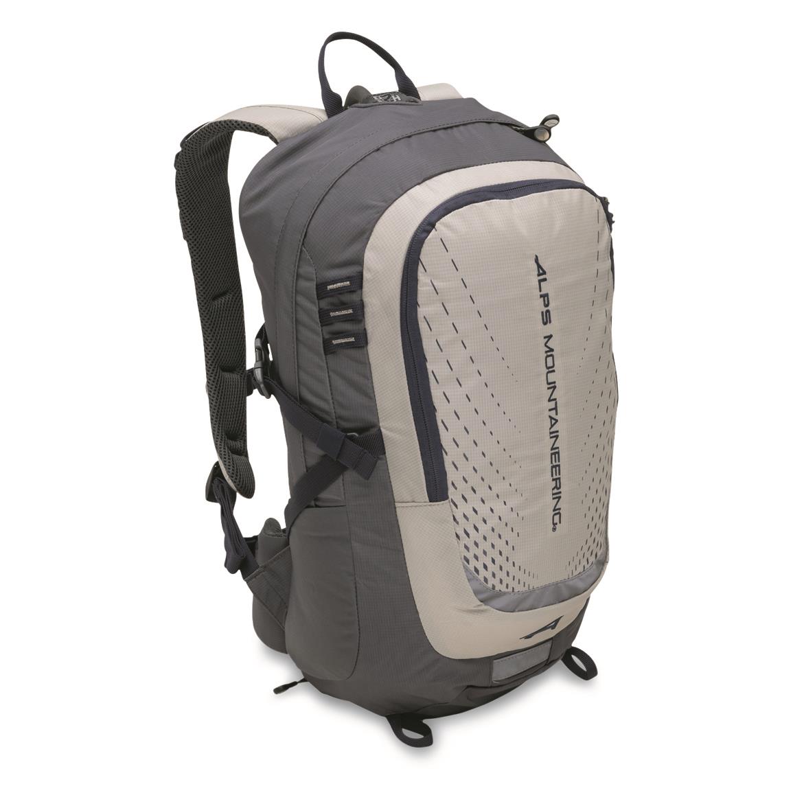 ALPS Mountaineering Hydro Trail 17 Hydration Pack, Gray/Navy