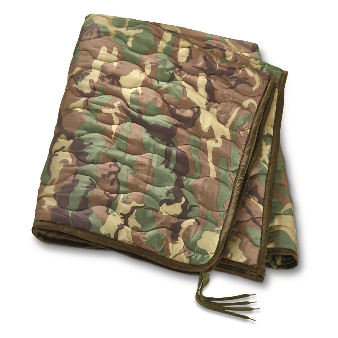 Brooklyn Armed Forces Enhanced Military Poncho Liner with Zipper and Bag