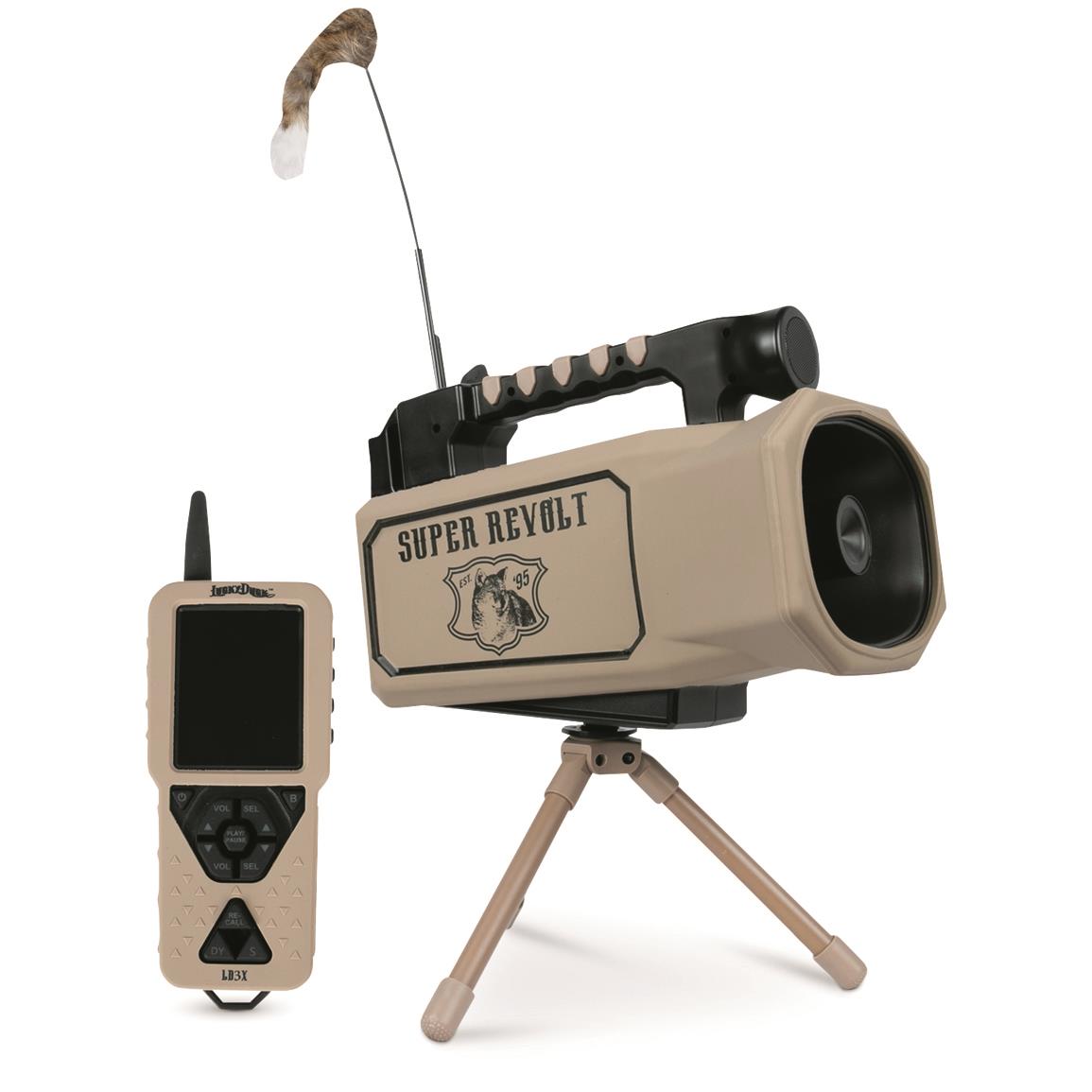 Lucky Duck Super Revolt Predator Call with Tripod and Battery Kit