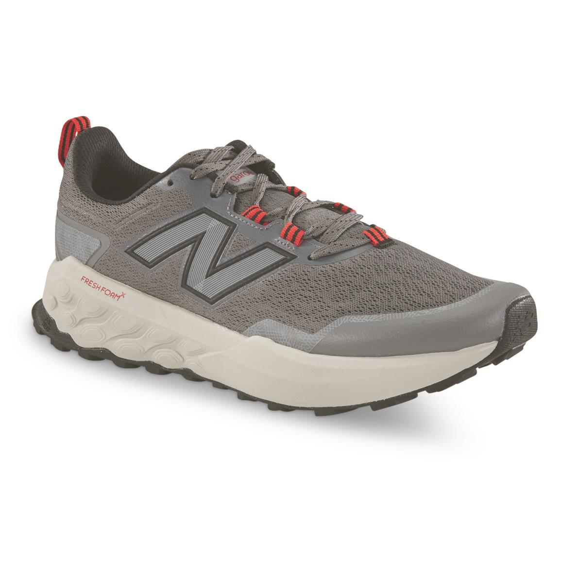New Balance Men display picture 3