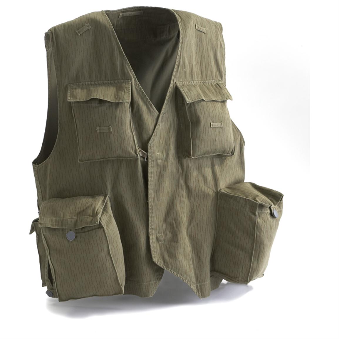 New E. German Paratrooper Vest, Rain Camo - 98460, Tactical Vests at ...