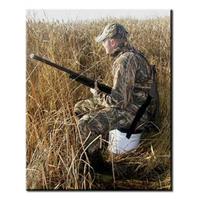 Extra-high padded backrest with adjustable straps