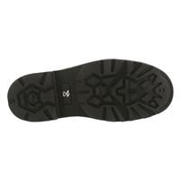 Oil and slip-resistant PU lug outsole for traction