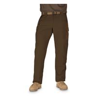 Sleek look. Pockets galore.