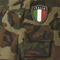 Mag pouch on shoulder