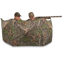 Large enough to conceal two hunters, yet packs up small for easy carry.