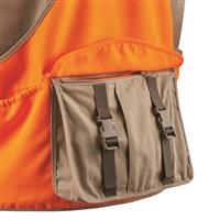 Rear cargo pocket with zipper