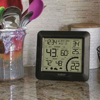 Shows Wireless Wind speed in mph and km/h