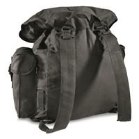 Upholstered straps on Black rucksack