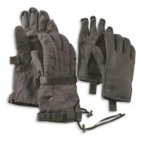 Includes both outer shells and liner gloves