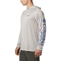 Logo on sleeve