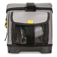 Mesh side pockets to stash extras