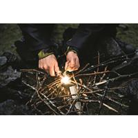 Includes fire-starting ferrocerium rod