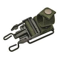 Sheath has swivel for multiple carry options