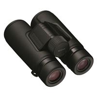 Large, smooth-spinning central focus knob makes it easy to precisely adjust focus